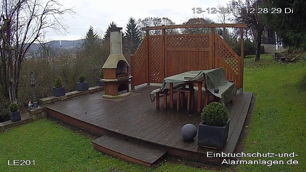 upcam-test-screen-edge-schnappschuss-vergleich-le201--outdoor1