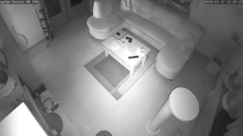 snap-upcam-Vortex-HD-Test-Ueberwachungskamera-6-innenraum-dunkel
